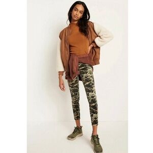 Anthropologie Pilcro Floral Camo Corduroy Pants Button Fly 28 Petite NWT‎